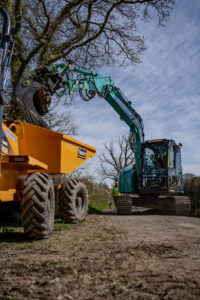 Kobelco SK75SR-7 Compact Excavators are Ready for Anything