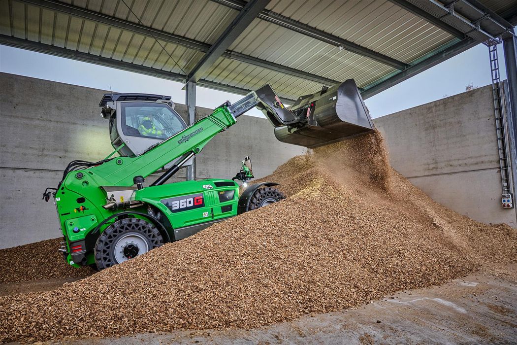 Sennebogen 360G Telehandlers - Molson Equipment