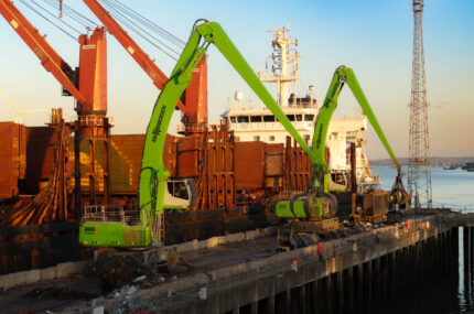 Sennebogen & Molson Help H.Ripley With Scrap Handling Growth