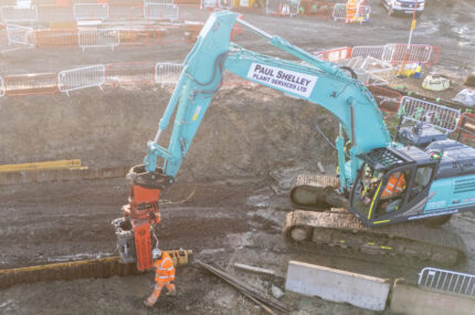 Paul Shelley Upgrades to New -11 Series SK350LC Excavator