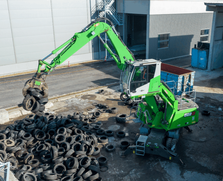 Sennebogen 822G - Material Handlers