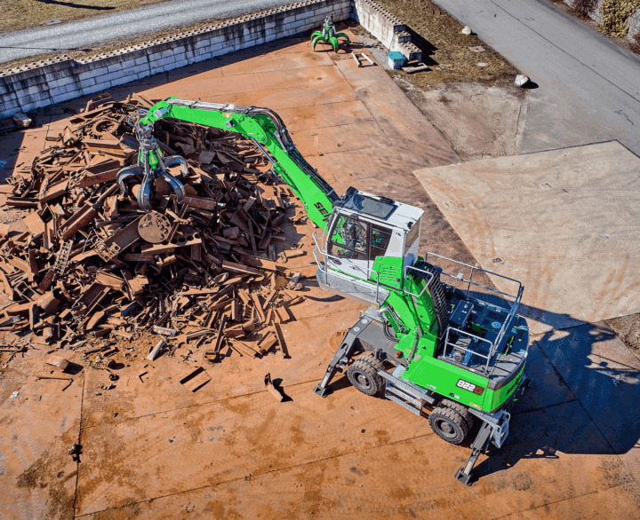 Sennebogen 822G - Scrap Handlers