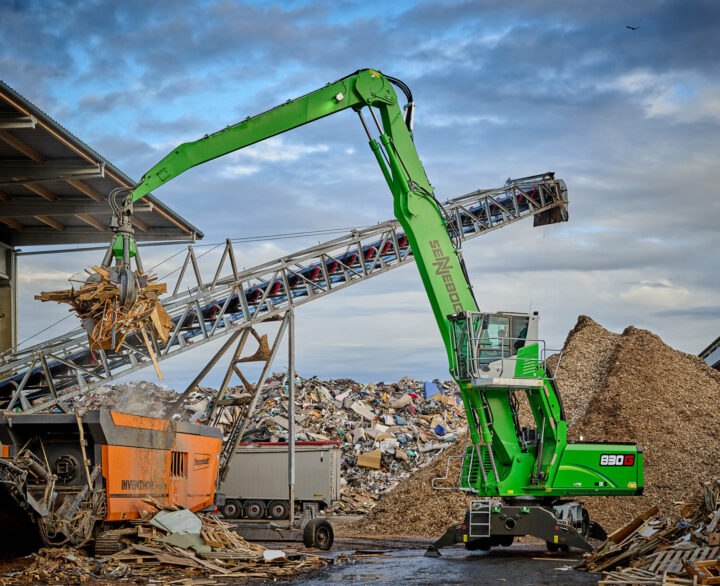 Sennebogen 830G - Material Handler
