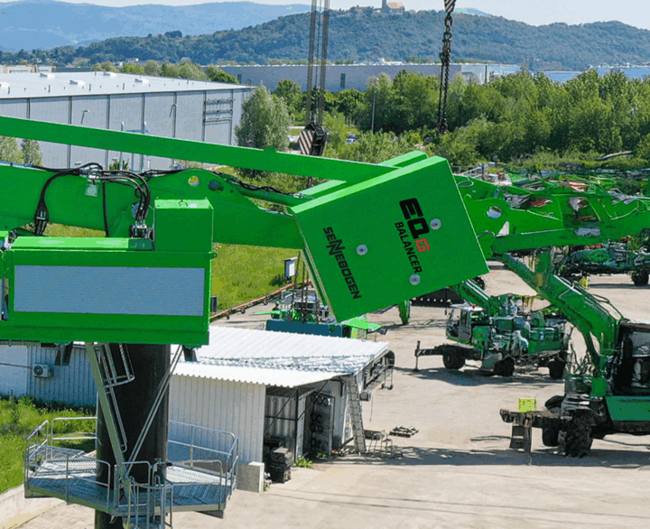 Sennebogen EQ G Balancer - Port Handlers