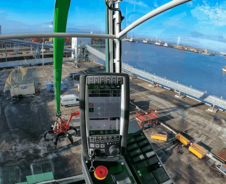 Sennebogen EQ G Balancer - Port Handlers