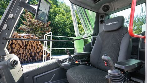 Sennebogen 724 G - Timber Handlers