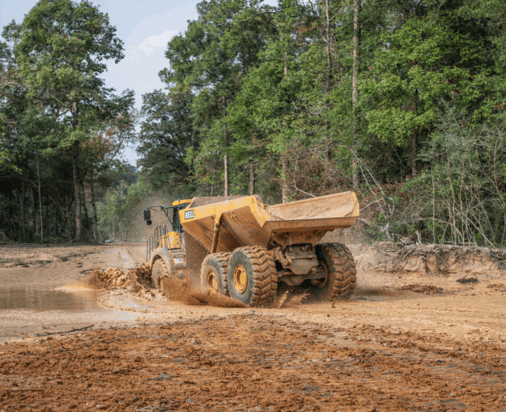 Bell B40E 6×6 - Articulated Dump Trucks
