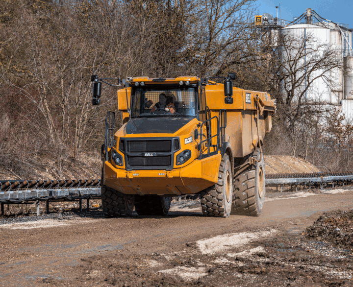 Bell B30E 4×4 - Articulated Dump Trucks