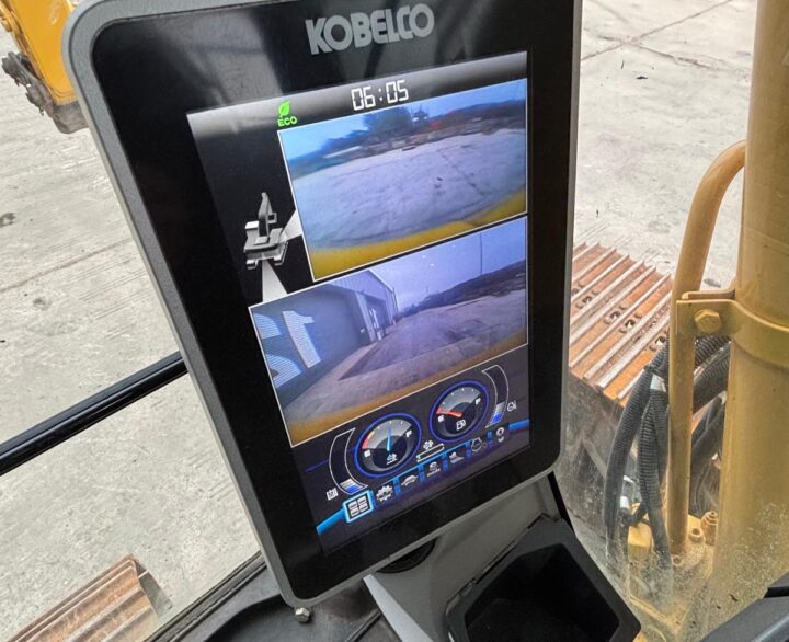 Kobelco SK130LC-11 - Crawler Excavators
