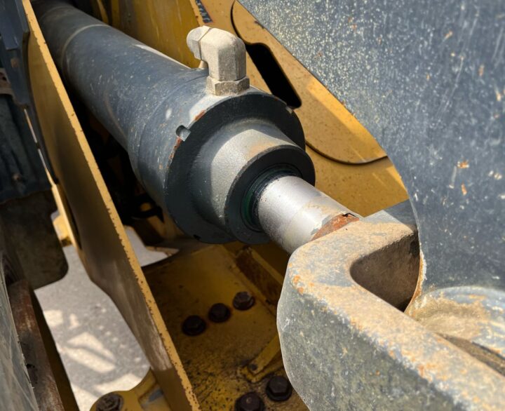 Bell L2106E - Used Wheel Loaders