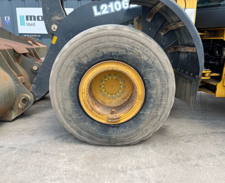 Bell L2106E - Used Wheel Loaders