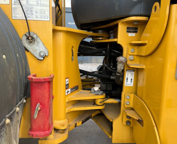 Bell L2106E - Used Wheel Loaders