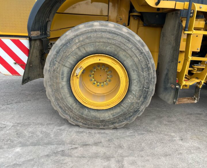 Bell L2106E - Used Wheel Loaders