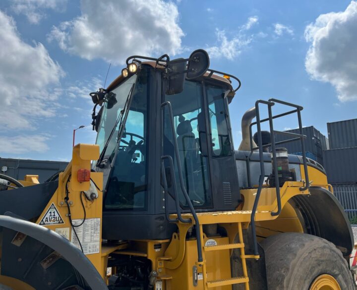 Bell L2106E - Used Wheel Loaders