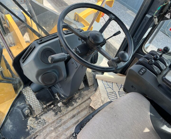 Bell L2106E - Used Wheel Loaders