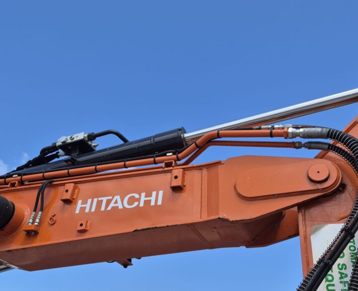 Hitachi ZX85USBR-6 2PB - Mini Excavators
