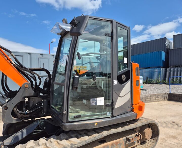 Hitachi ZX85USBR-6 2PB - Mini Excavators