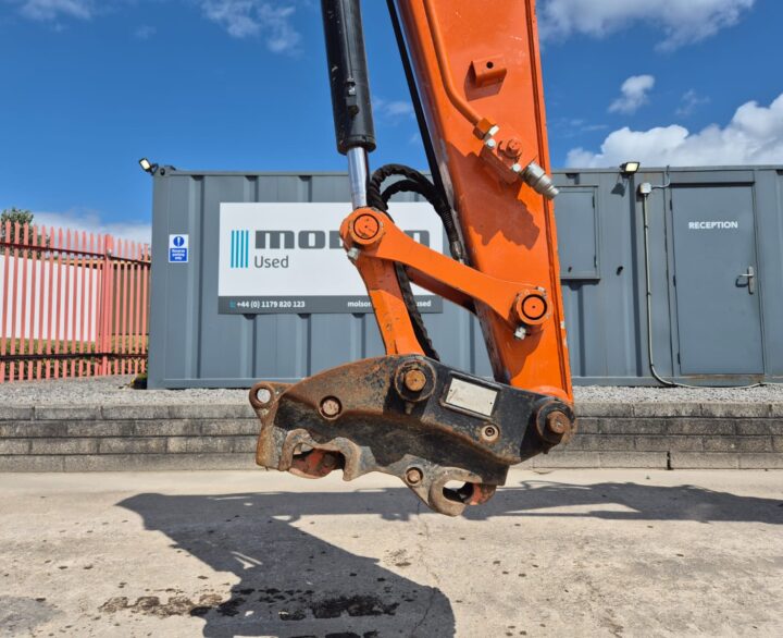 Hitachi ZX85USBR-6 2PB - Mini Excavators
