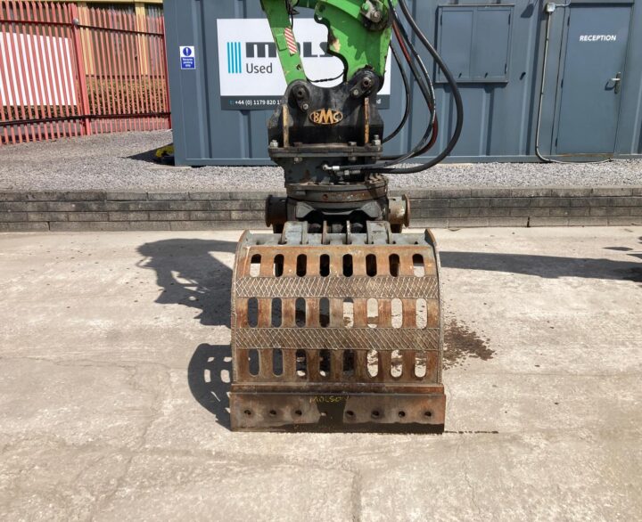 Sennebogen 817E - Material Handlers
