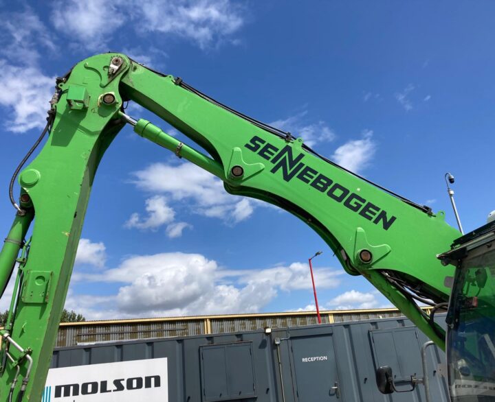 Sennebogen 817E - Material Handlers