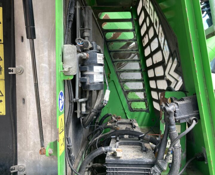 Sennebogen 817E - Material Handlers