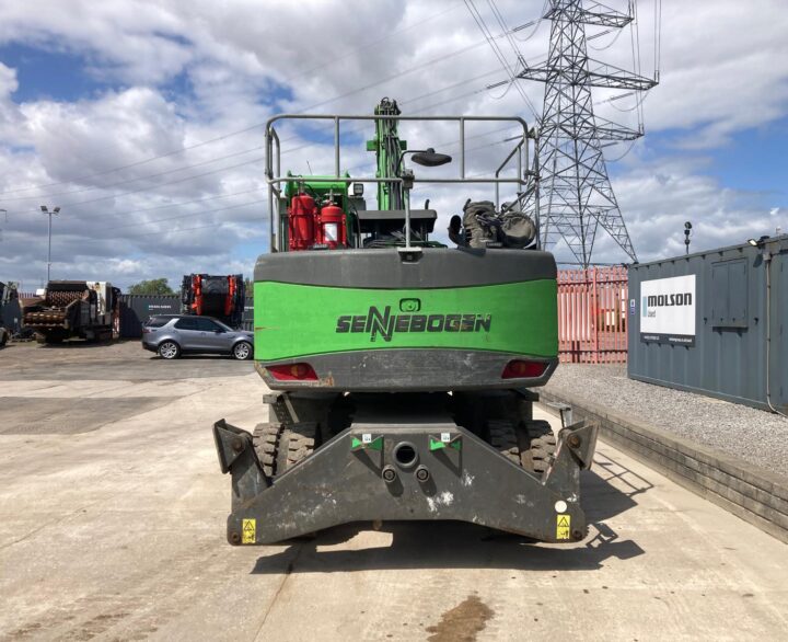 Sennebogen 817E - Material Handlers