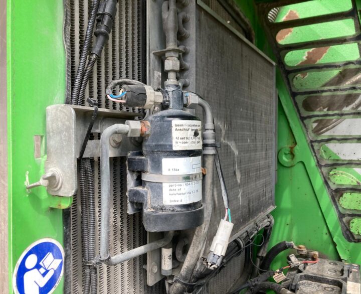 Sennebogen 817E - Material Handlers