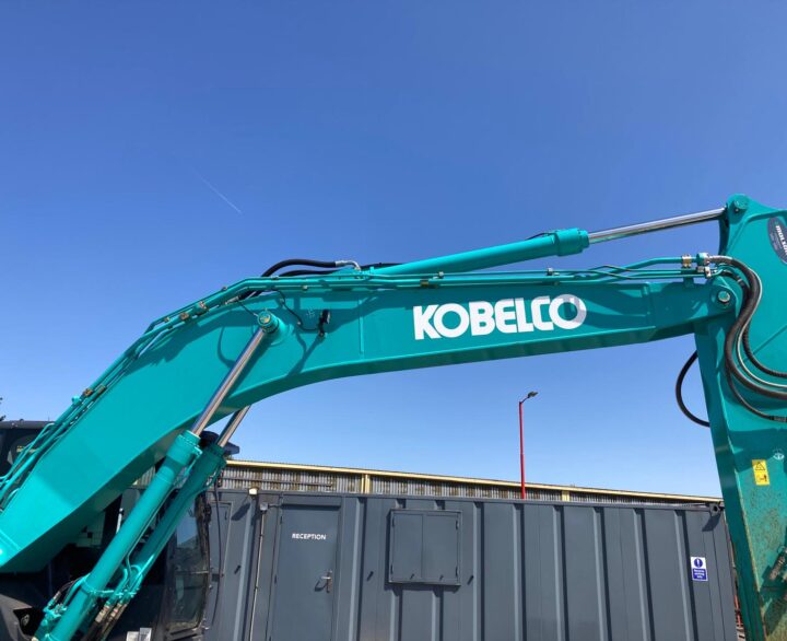 Kobelco SK210LC-11 - Crawler Excavators