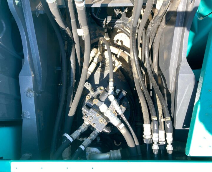 Kobelco SK210LC-11 - Crawler Excavators
