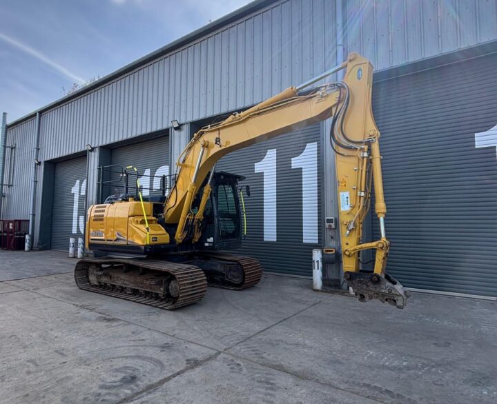 Kobelco SK130LC-11 - Crawler Excavators