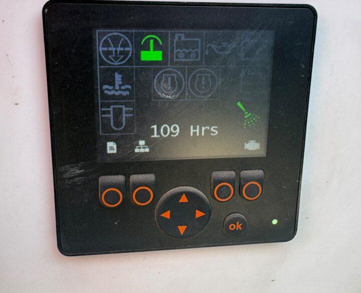 EvoQuip Falcon 820 Ex Demo - Used Screeners