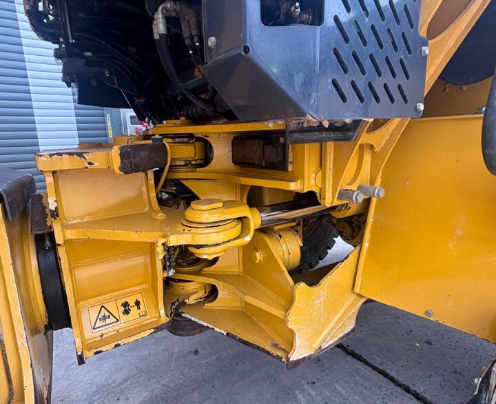 Bell B25E - Articulated Dump Trucks