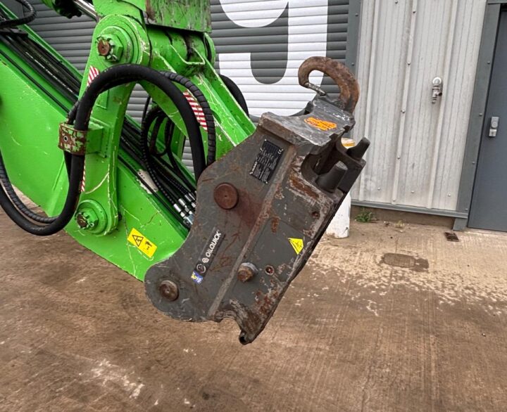Sennebogen 830R - Crawler Excavators