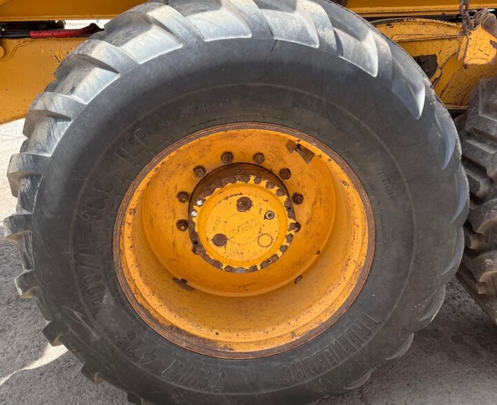 Bell B20E - Articulated Dump Trucks