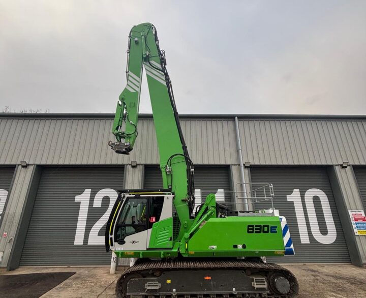 Sennebogen 830R - Crawler Excavators