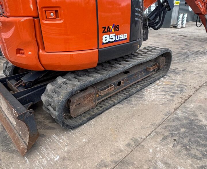 Hitachi ZX85USBR-6 2PB - Mini Excavators
