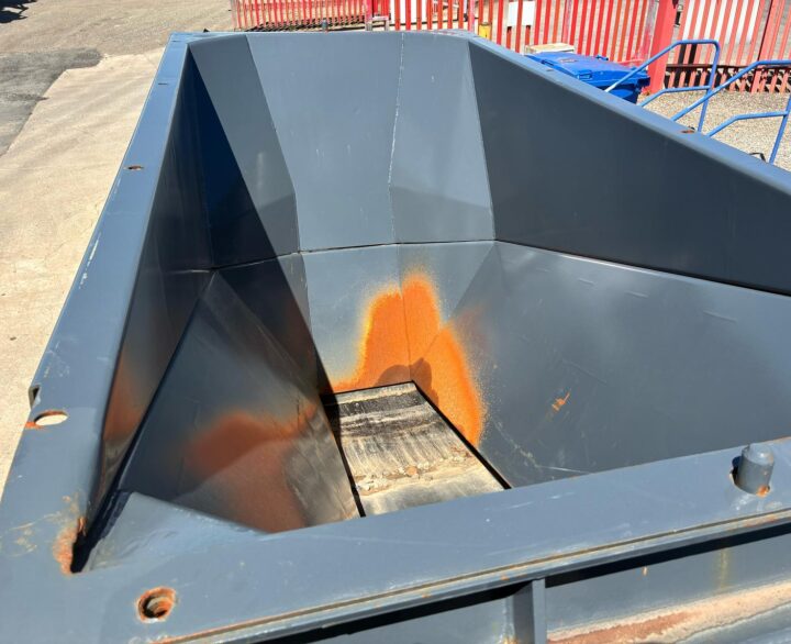 EvoQuip Falcon 820 Ex Demo - Used Screeners