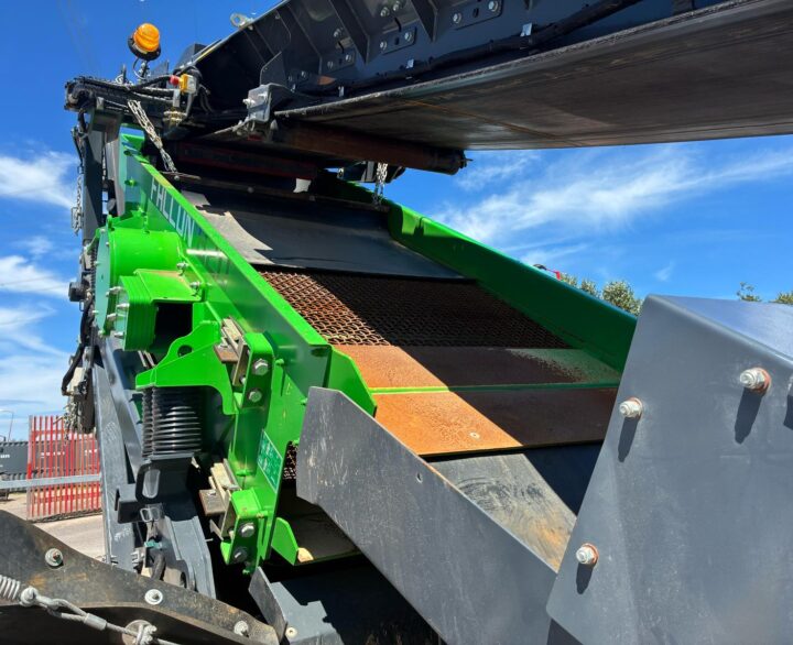 EvoQuip Falcon 820 Ex Demo - Used Screeners