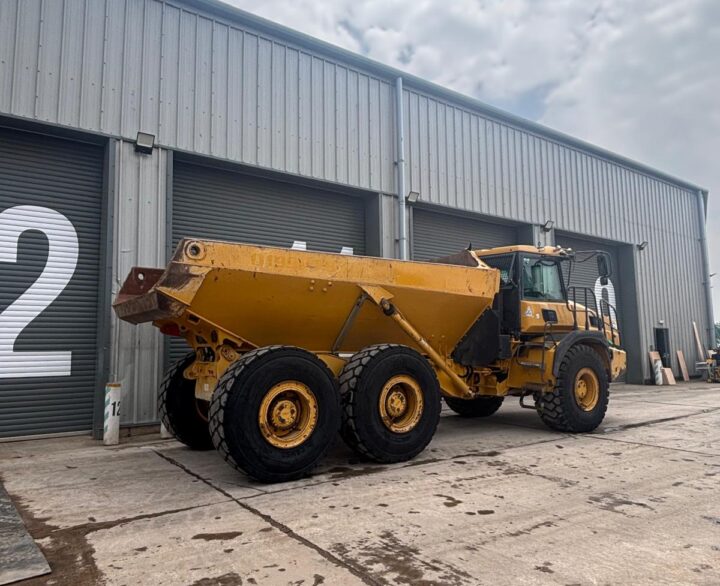 Bell B25E - Articulated Dump Trucks