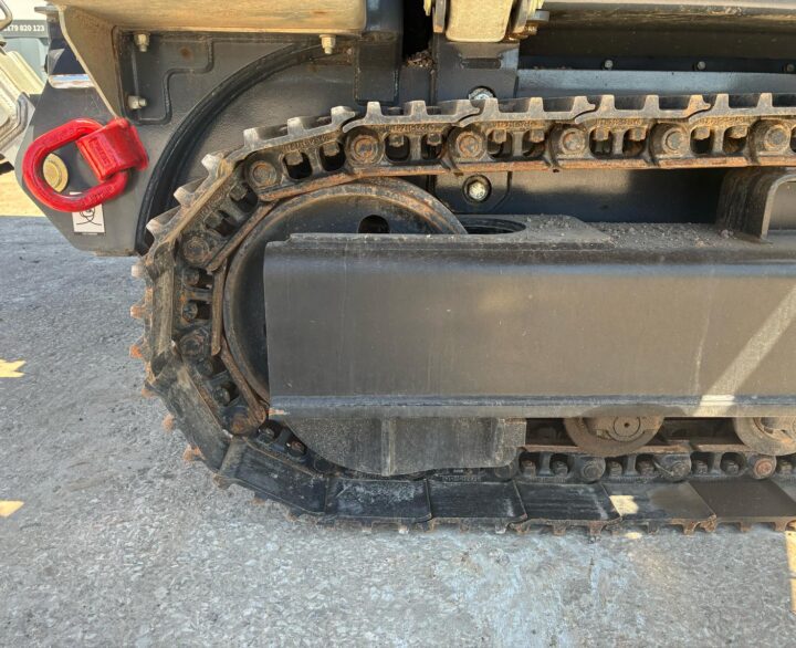 EvoQuip Falcon 820 Ex Demo - Used Screeners