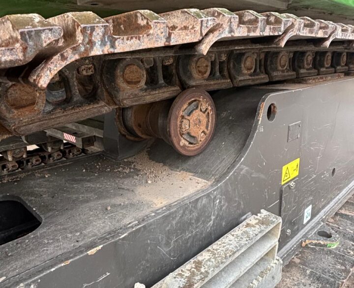 Sennebogen 830R - Crawler Excavators