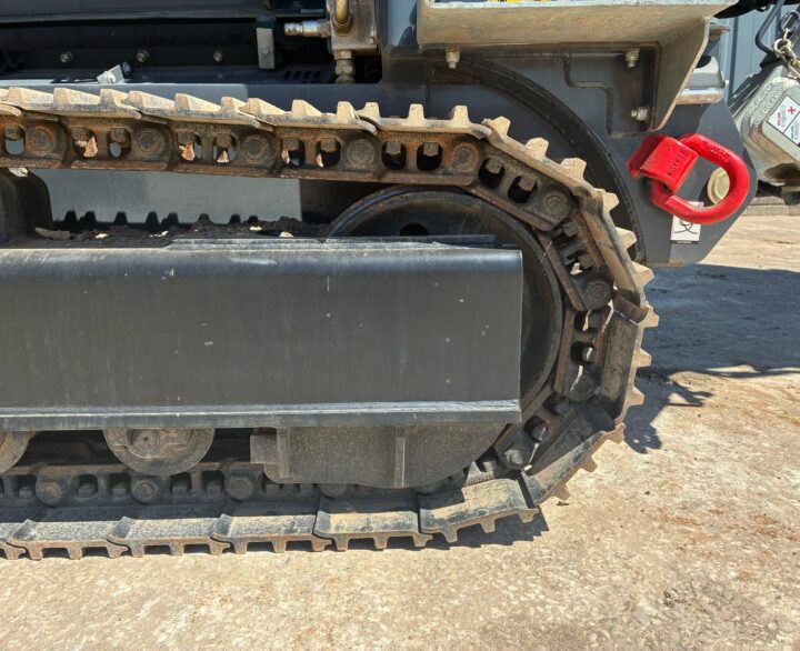EvoQuip Falcon 820 Ex Demo - Used Screeners