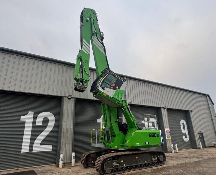 Sennebogen 830R - Crawler Excavators