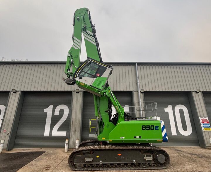 Sennebogen 830R - Crawler Excavators