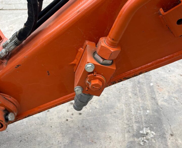 Hitachi ZX85USBR-6 2PB - Mini Excavators