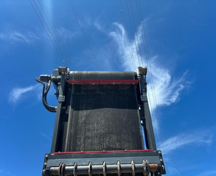 EvoQuip Falcon 820 Ex Demo - Used Screeners