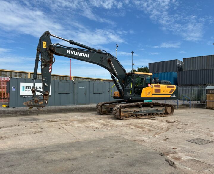 Hyundai HX330