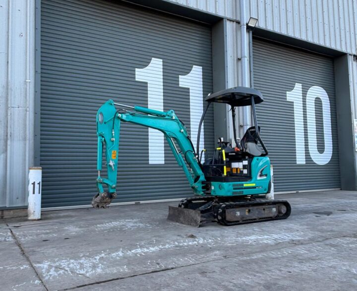 Kobelco SK17SR-3