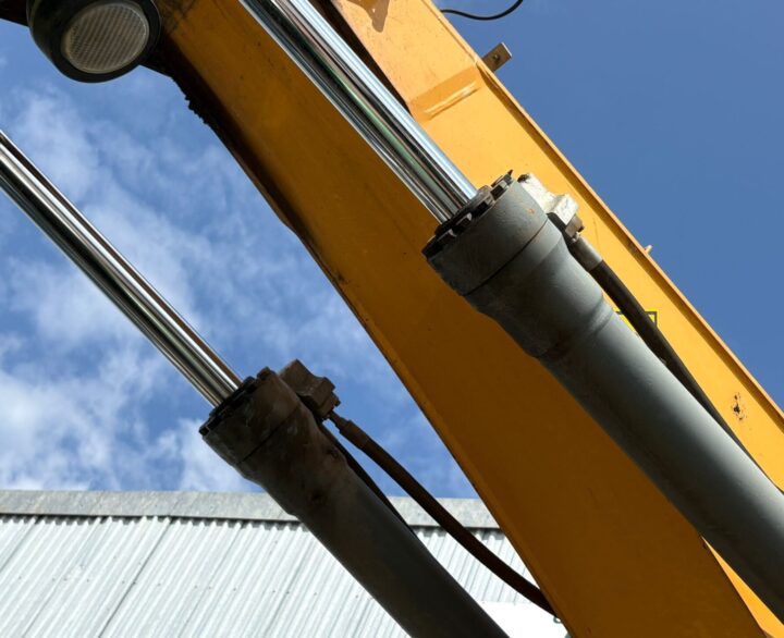 Liebherr LH40M Litronic - Material Handlers