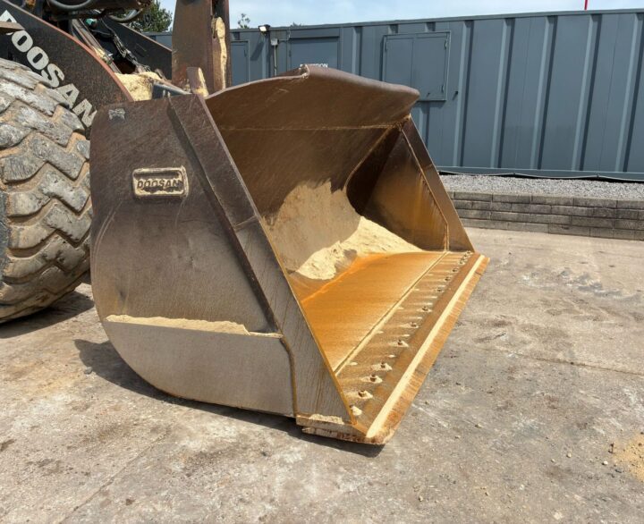 Doosan DL420 - Used Wheel Loaders